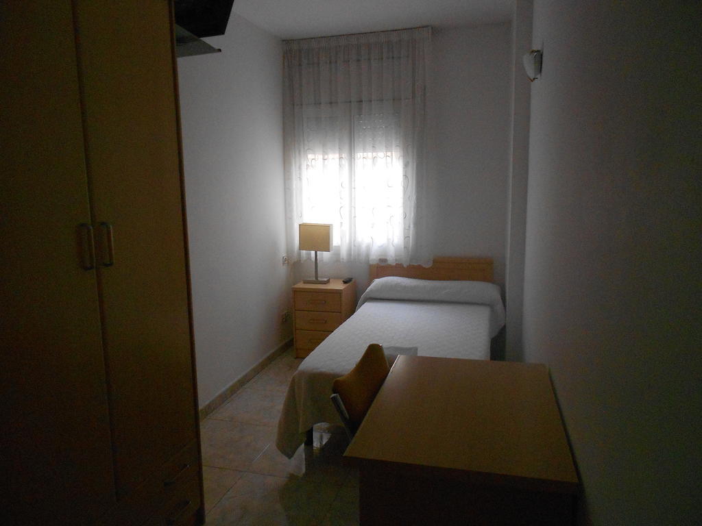 Hostal Ca La Irene Sant Vicens De Castellet Room photo