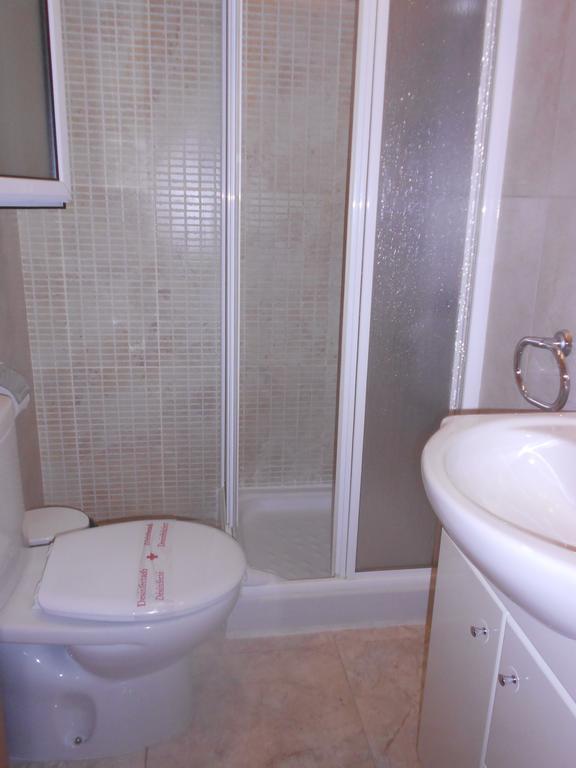 Hostal Ca La Irene Sant Vicens De Castellet Room photo